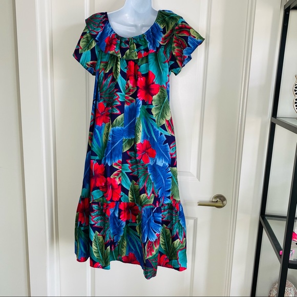 Tiered Ruffle Hawaiian Original Floral Print Dress - Picture 5 of 10